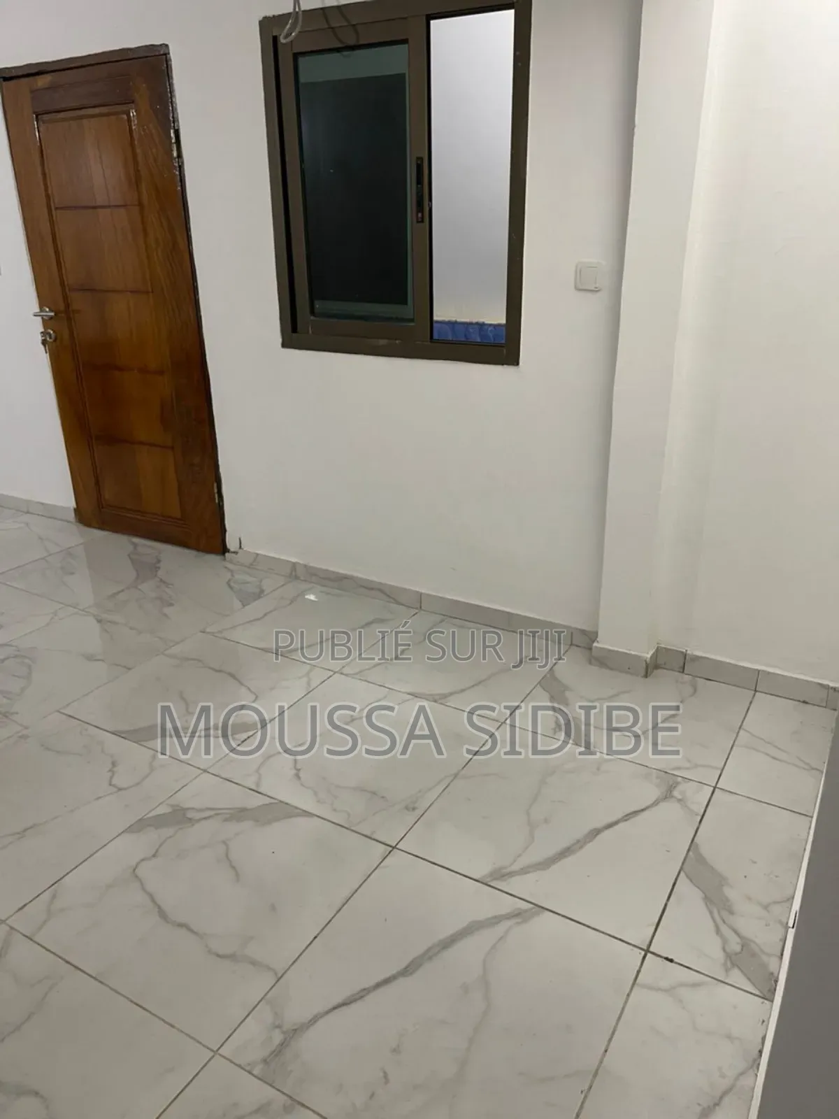 1chbre Appartement dans Lemuss Immo.Ci, Cocody à Louer