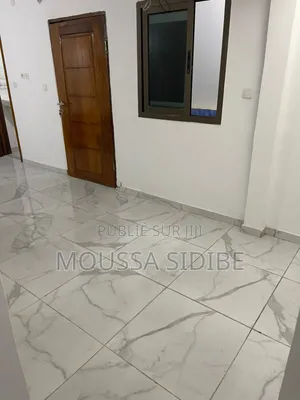 1chbre Appartement dans Lemuss Immo.Ci, Cocody à Louer