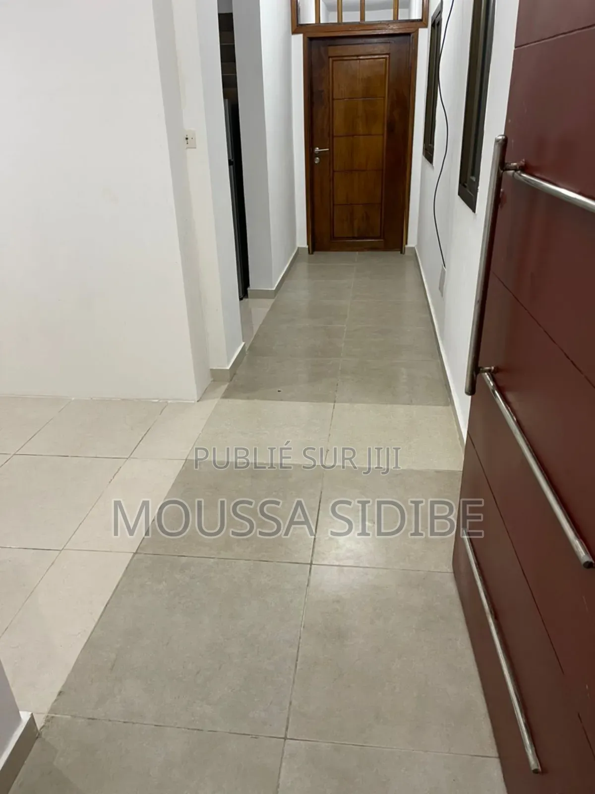 1chbre Appartement dans Lemuss Immo.Ci, Cocody à Louer