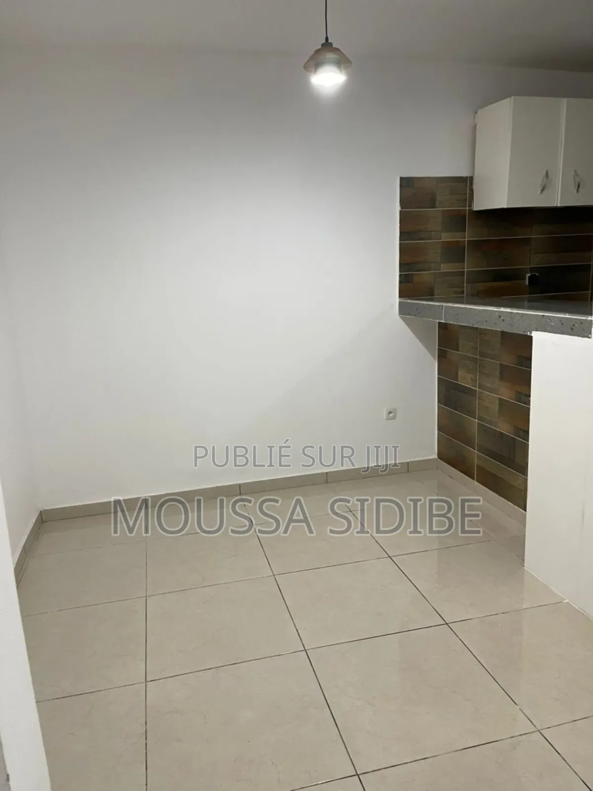 1chbre Appartement dans Lemuss Immo.Ci, Cocody à Louer