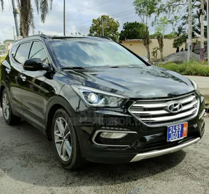 Photo - Hyundai Santa Fe Limited Ultimate AWD 2018 Noir