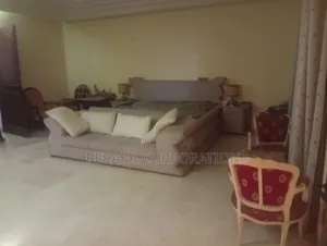10chbre Villa dans Beraka Corporation, Marcory à Vendre