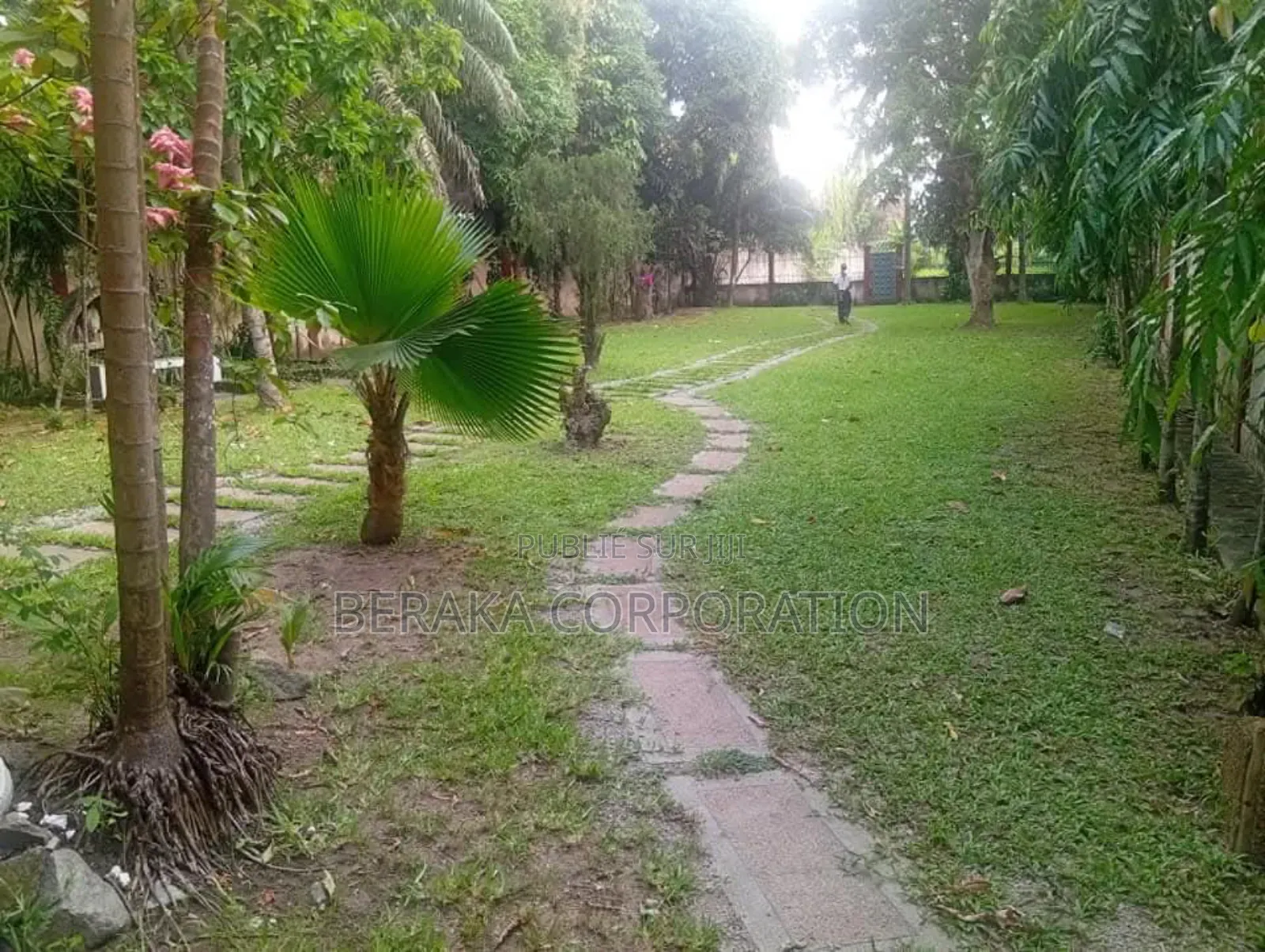 10chbre Villa dans Beraka Corporation, Marcory à Vendre
