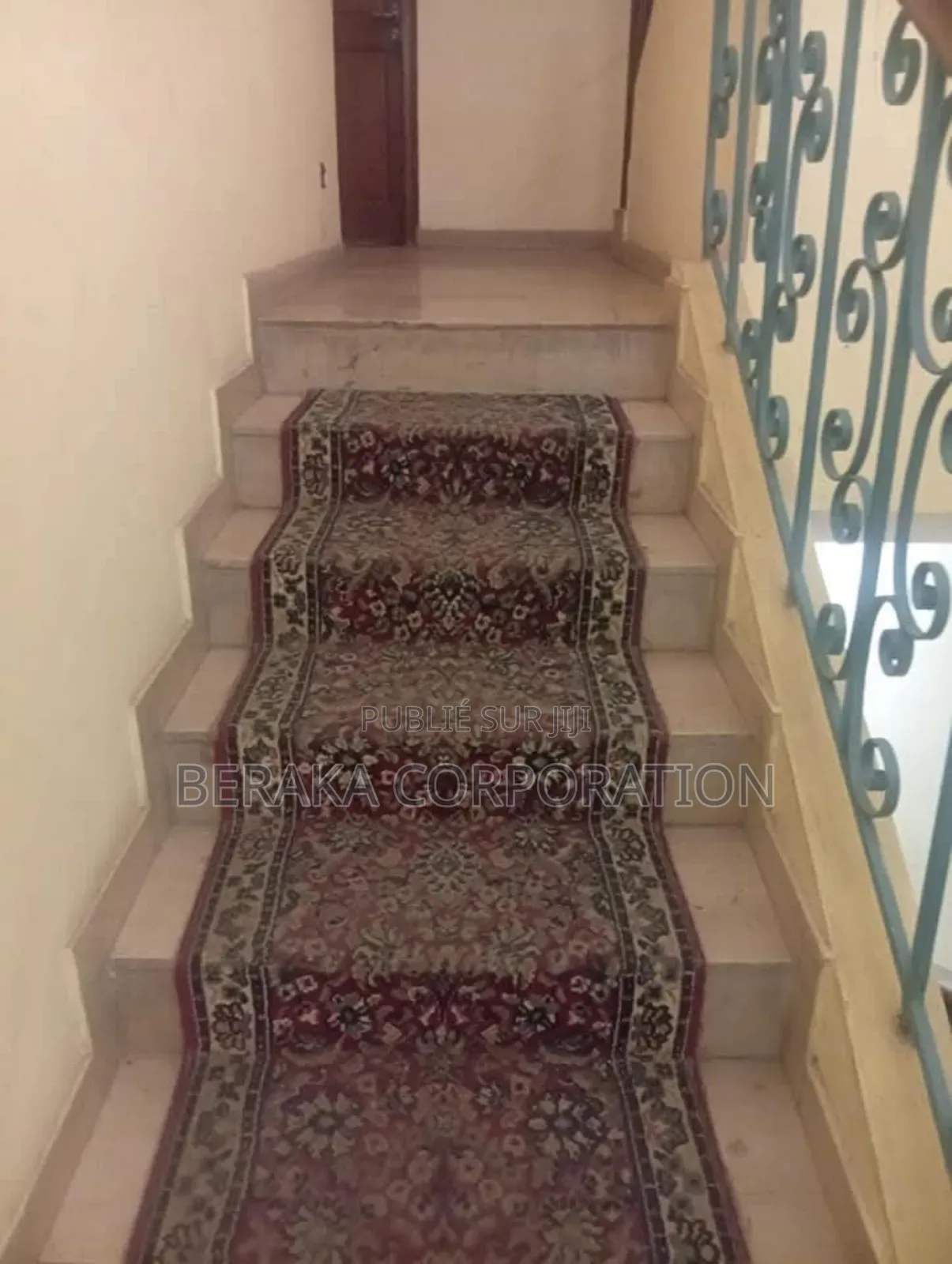 10chbre Villa dans Beraka Corporation, Marcory à Vendre