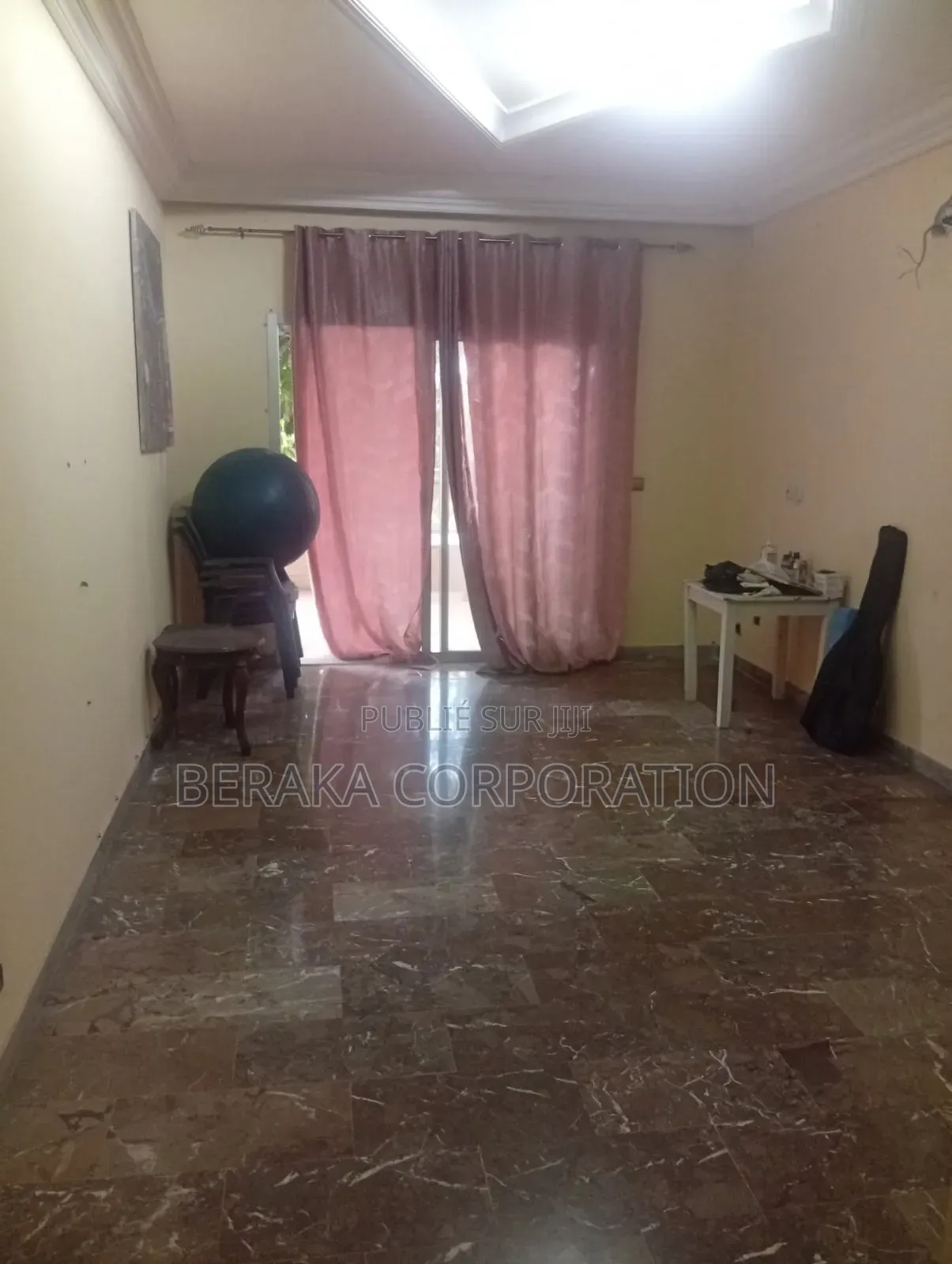10chbre Villa dans Beraka Corporation, Marcory à Vendre