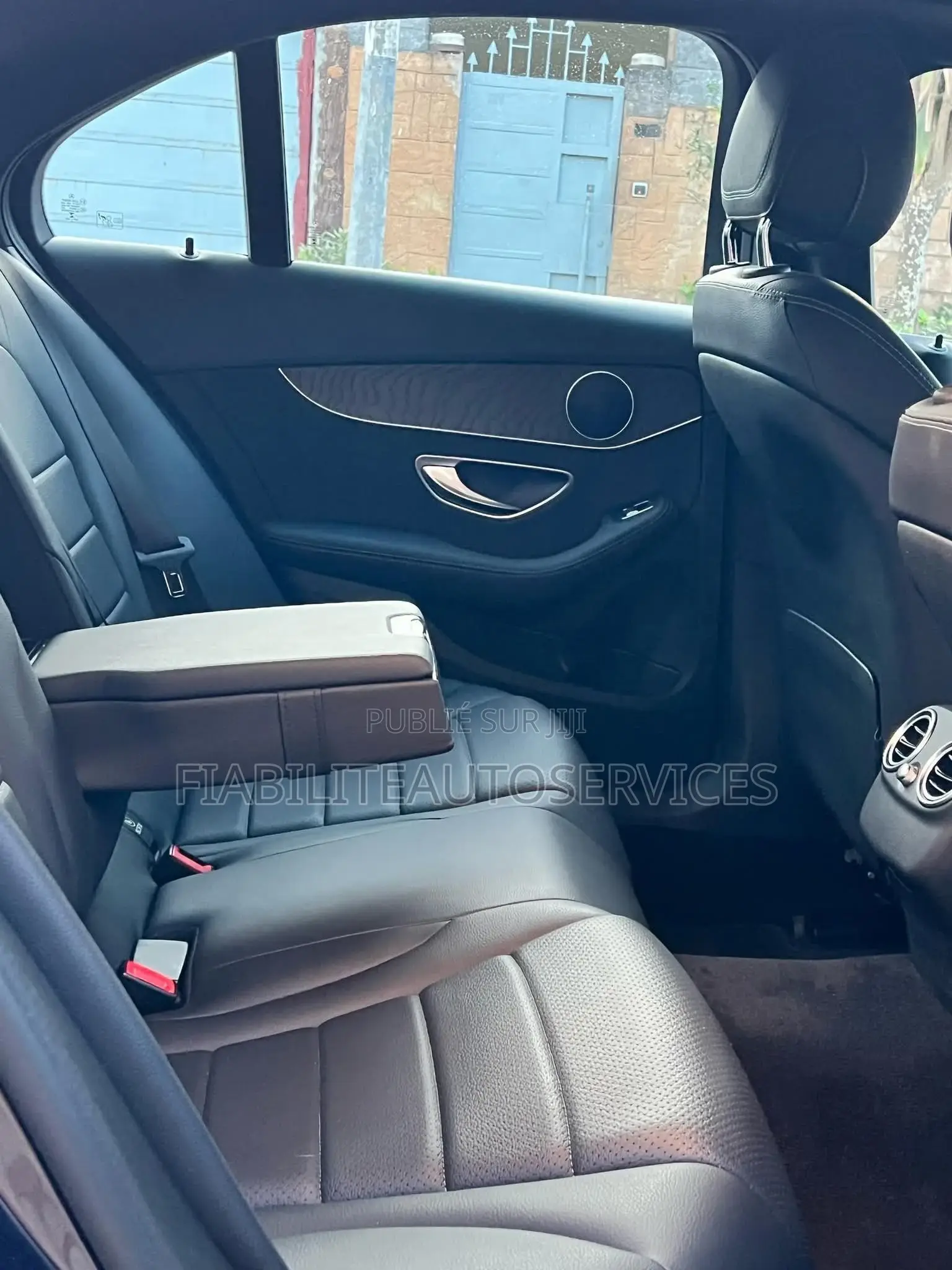 Mercedes-Benz C300 2021 Blanc