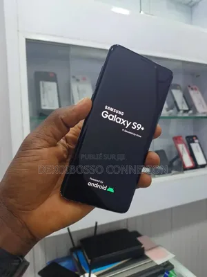 Photo - Samsung Galaxy S9 Plus 128 GB Noir