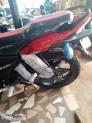 Neuf TVS Apache 180 RTR 2022 Rouge