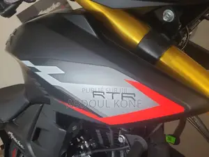 Neuf TVS Apache 160 4V 2025 Noir