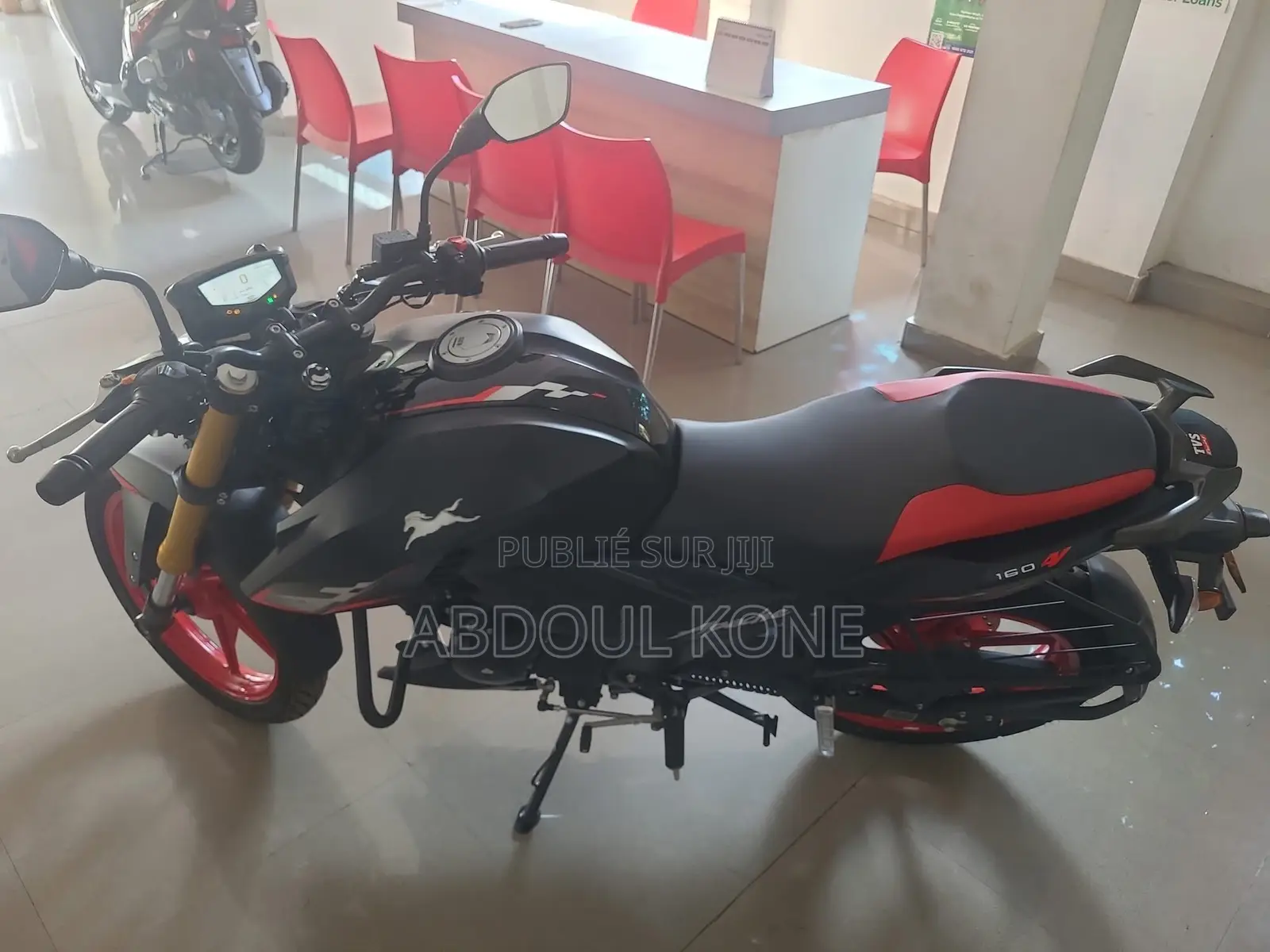 Neuf TVS Apache 160 4V 2025 Noir