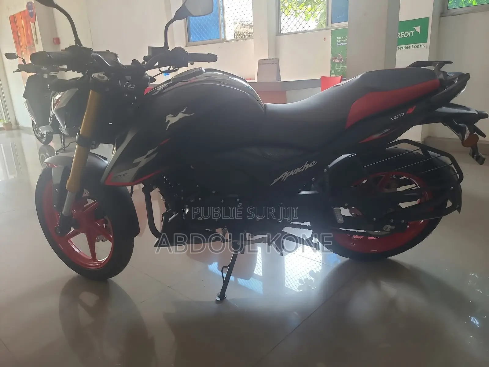 Neuf TVS Apache 160 4V 2025 Noir