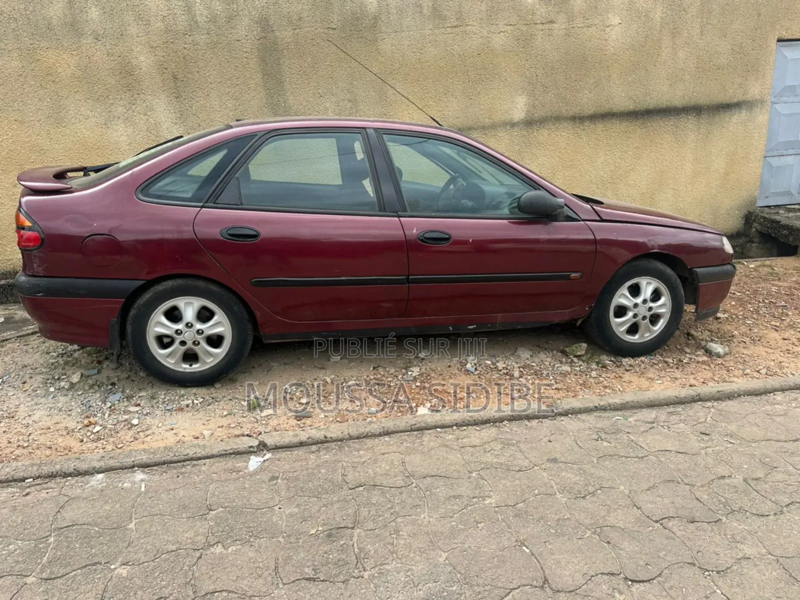 Renault Laguna II 1.6 Saloon 2000 Marron