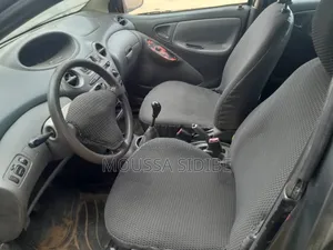 Toyota Yaris 2003 Gris