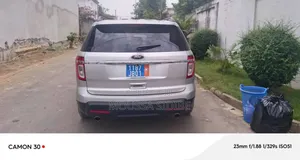 Photo - Ford Explorer Limited 4dr 4x4 (3.5L 6cyl 6A) 2012 Argenté