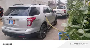 Ford Explorer Limited 4dr 4x4 (3.5L 6cyl 6A) 2012 Argenté
