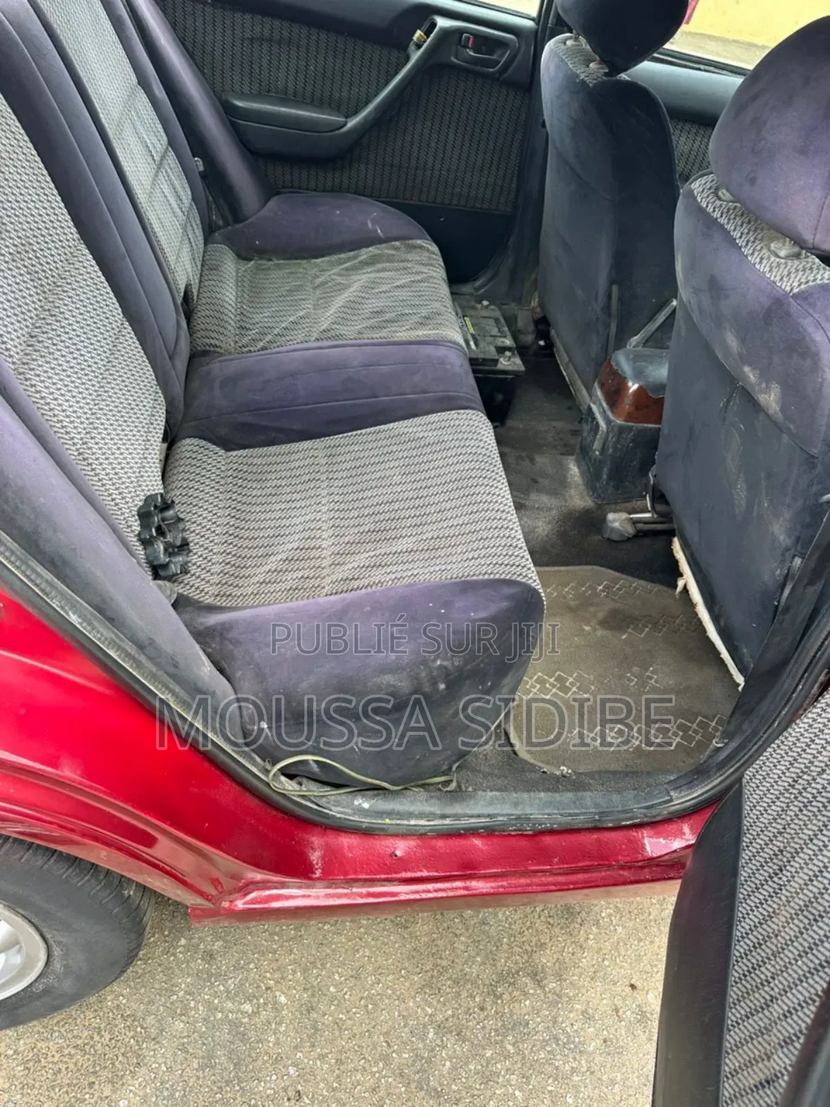 Toyota Corolla 1.9 D Sedan 2000 Rouge