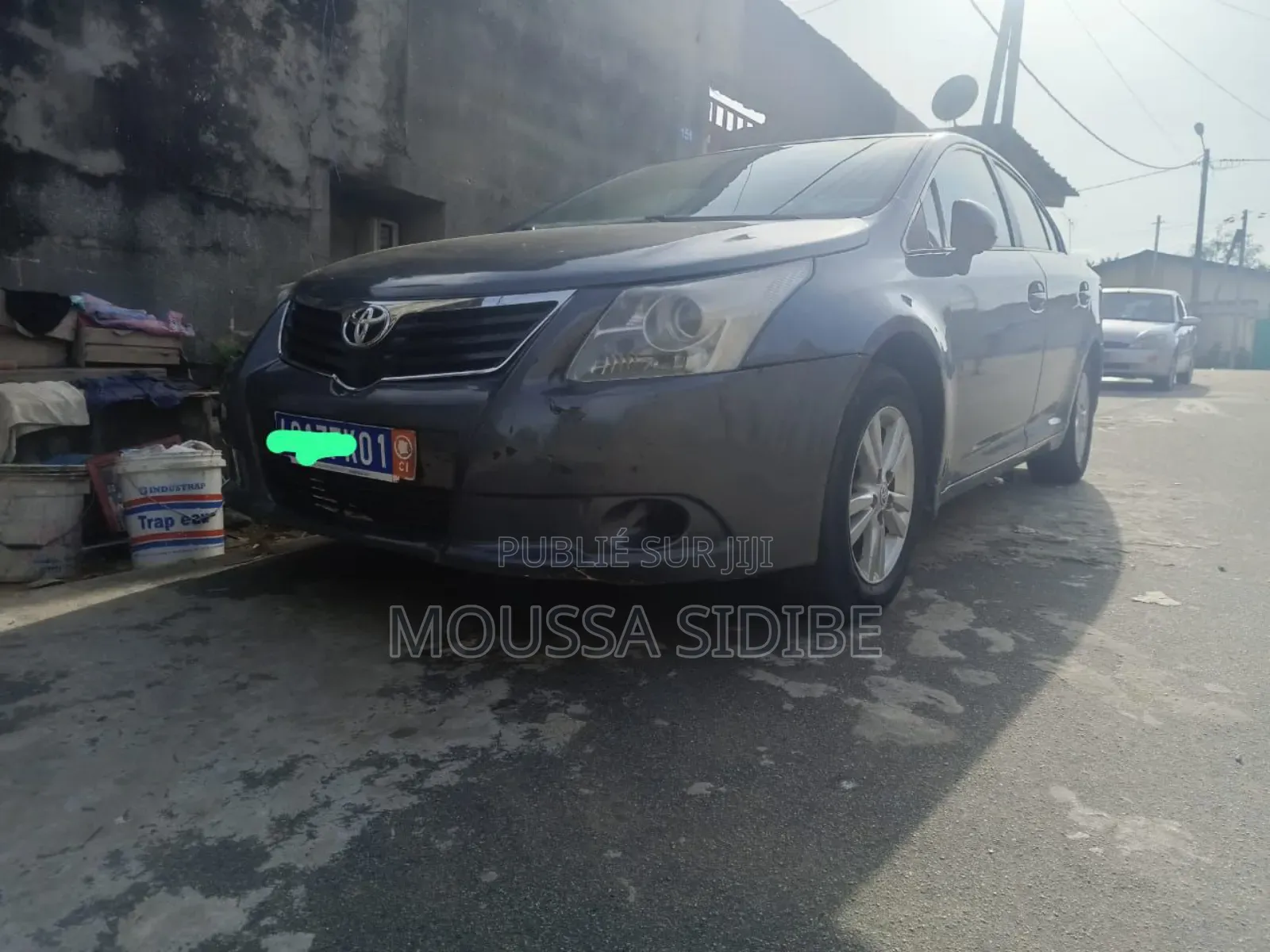 Toyota Avensis 2.0 Advanced 2011 Gris