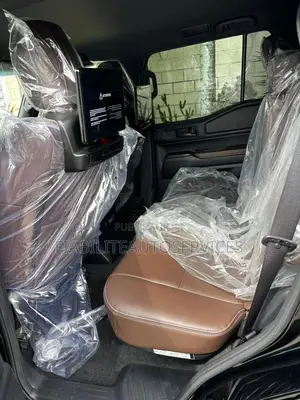 Toyota Land Cruiser Prado 2.4 Petrol 2025 Noir Mat