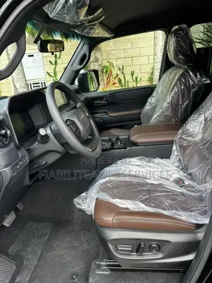 Toyota Land Cruiser Prado 2.4 Petrol 2025 Noir Mat
