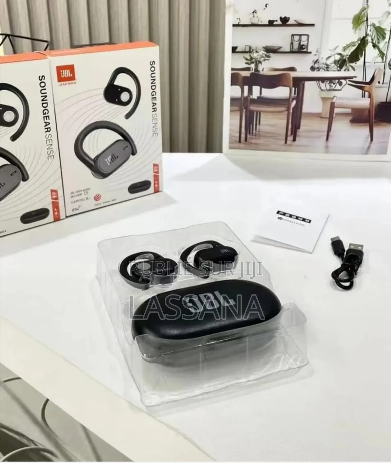 JBL Soungear Sense