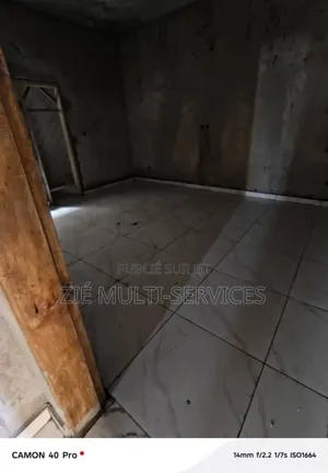 3chbre Appartement dans Zié Multi-Service, Bingerville à Vendre