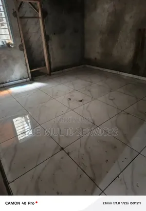 3chbre Appartement dans Zié Multi-Service, Bingerville à Vendre