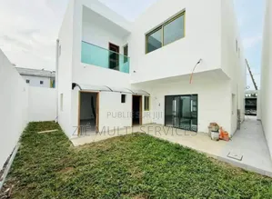 6chbre Duplex dans Zié Multi-Service, Bingerville à Vendre