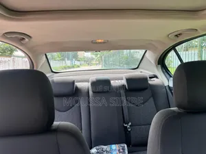 PEUGEOT 408 2021 Noir