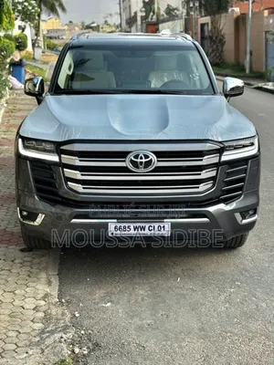 Photo - Toyota Land Cruiser Prado 2025 Noir