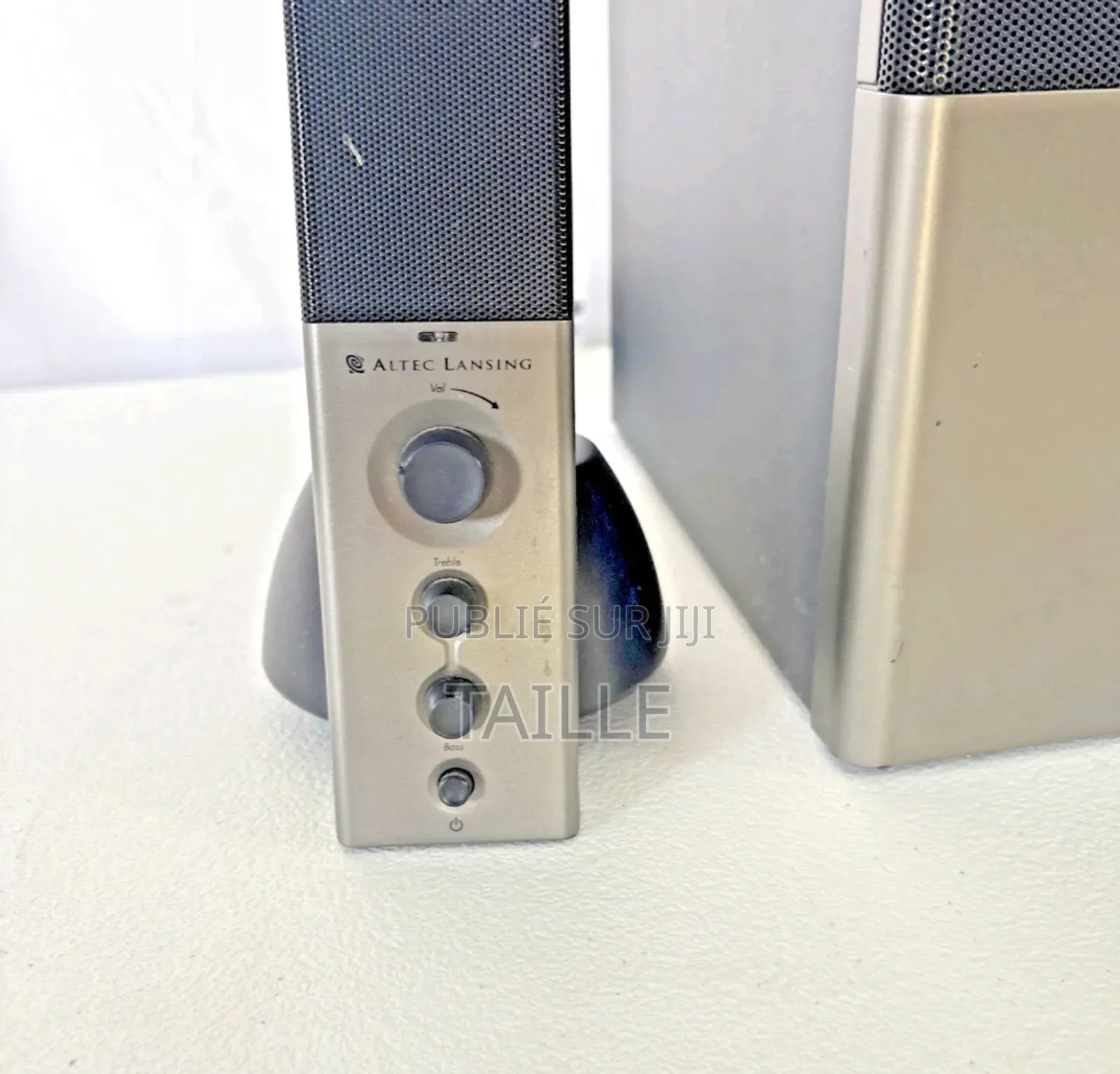 Caisson De Basse ( Subwoofer )