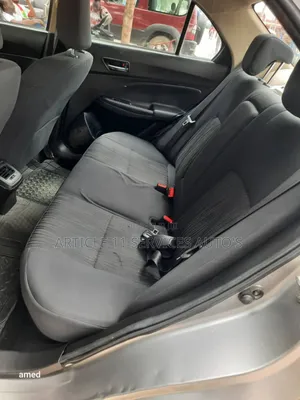 Suzuki Dzire 2022 Gris