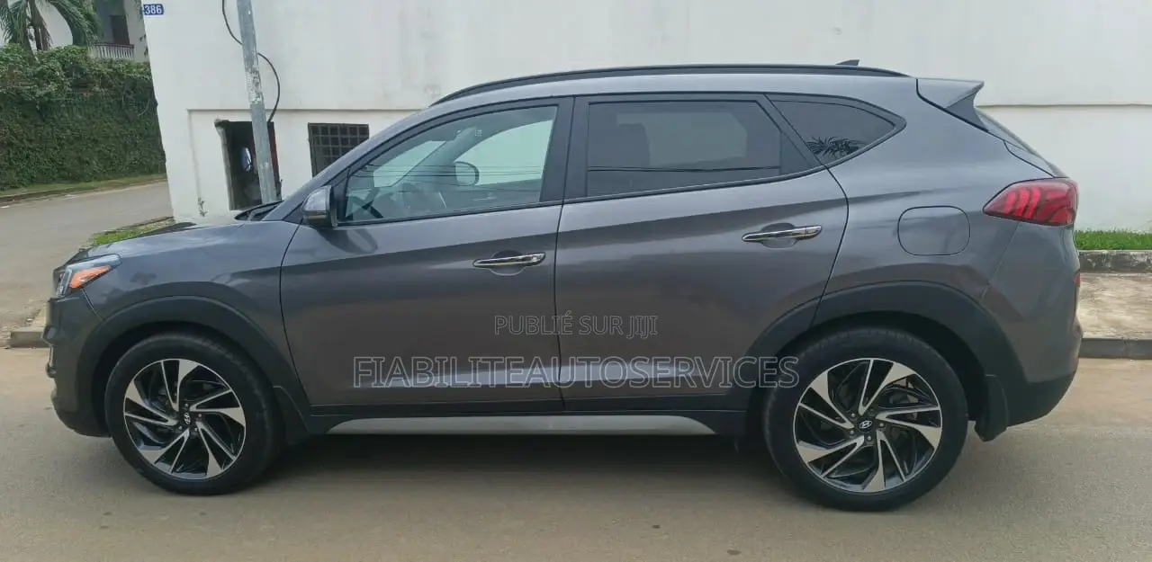 Hyundai Tucson Ultimate 2021 Gris