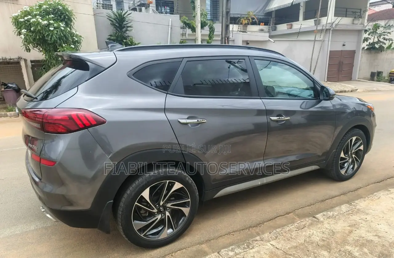Hyundai Tucson Ultimate 2021 Gris