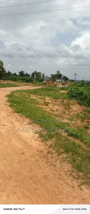 Photo - Terrains Constructibles À Proximité Du Péage D’Anyama