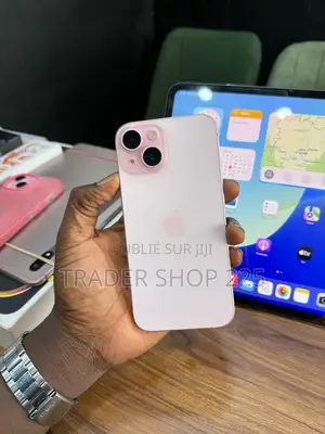 Photo - New Pomme iPhone 15 128 GB Or rose