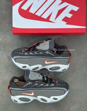 Nikes Sneakers Homme