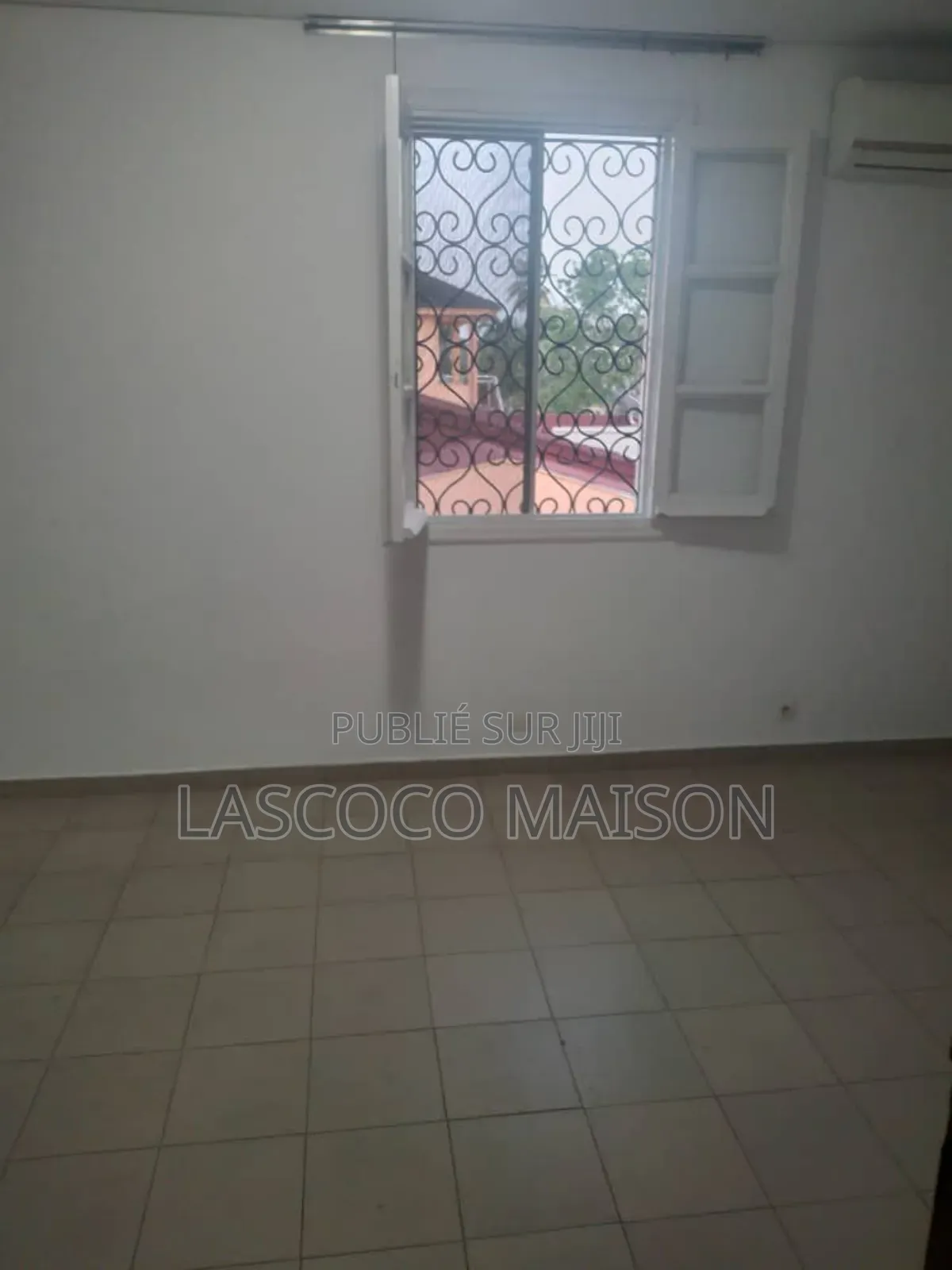 5chbre Duplex dans Lascoco, Cocody à Louer