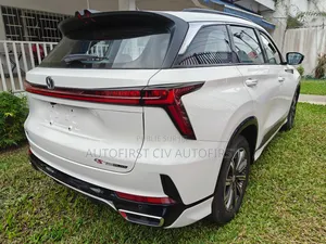 New Changan CS75 2025 Blanc