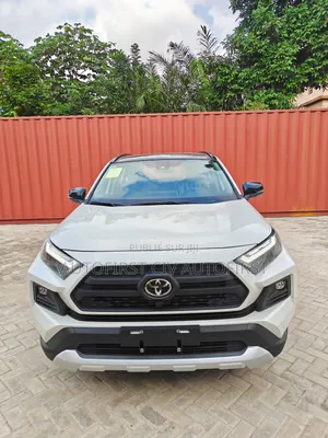 New Toyota RAV4 Adventure AWD 2024 Blanc