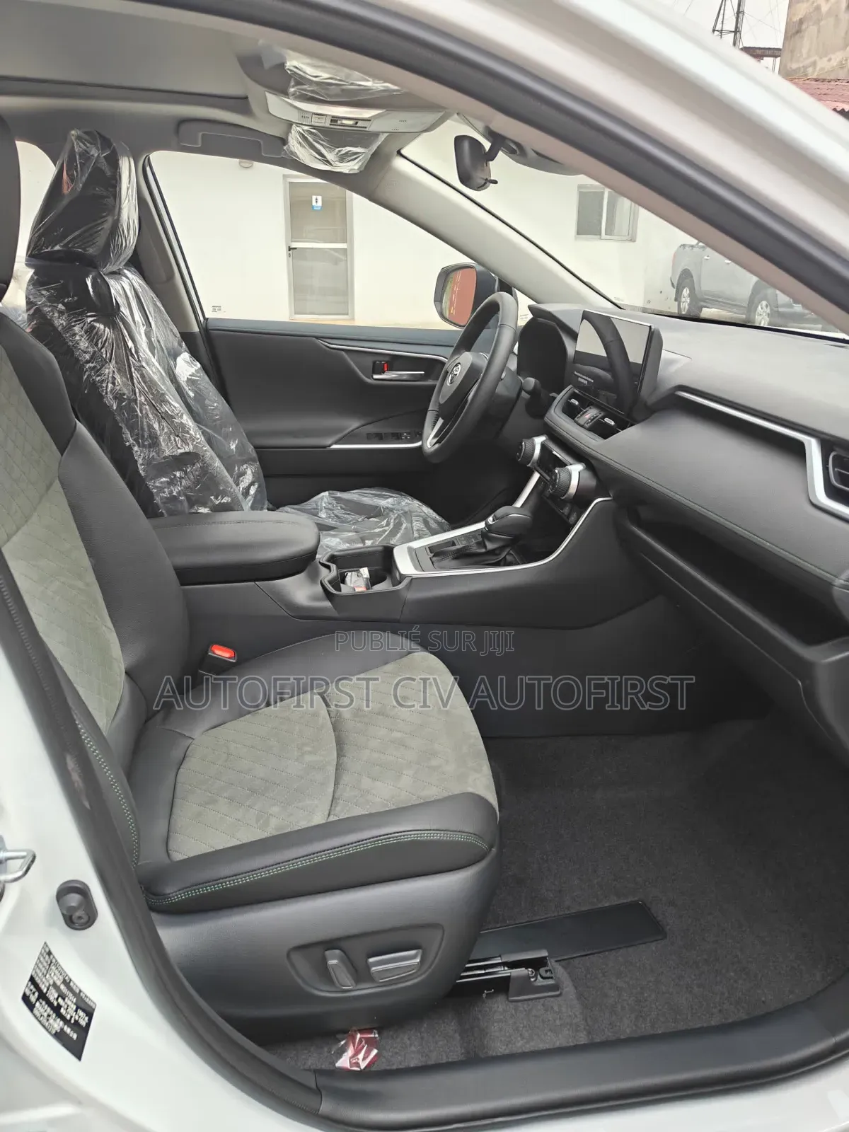 New Toyota RAV4 Adventure AWD 2024 Blanc