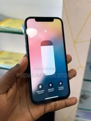 Neuf Pomme iPhone 12 64 GB Bleu