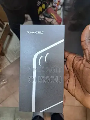 New Samsung Galaxy Z Flip7 256 GB Noir