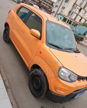 Photo - Suzuki S-Presso 2023 Orange