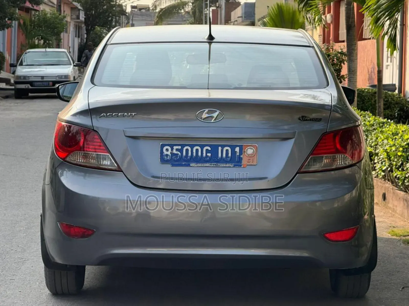 Hyundai Accent GLS 4dr Sedan (1.6L 4cyl 6A) 2014 Gris
