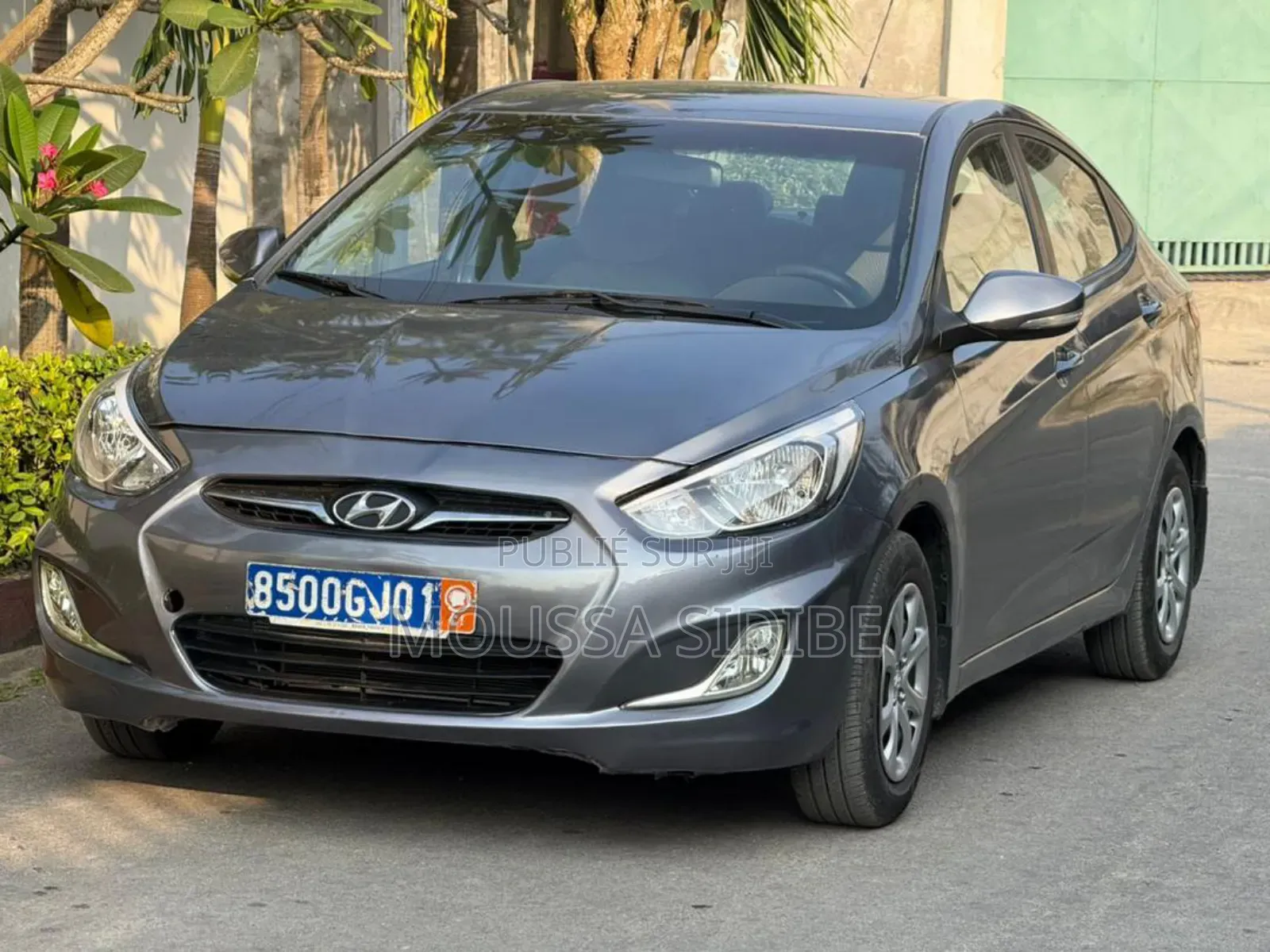 Hyundai Accent GLS 4dr Sedan (1.6L 4cyl 6A) 2014 Gris