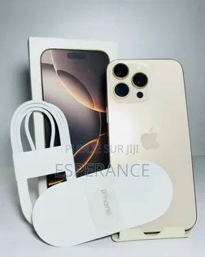 Photo - New Pomme iPhone 16 Pro Max 256 GB Doré