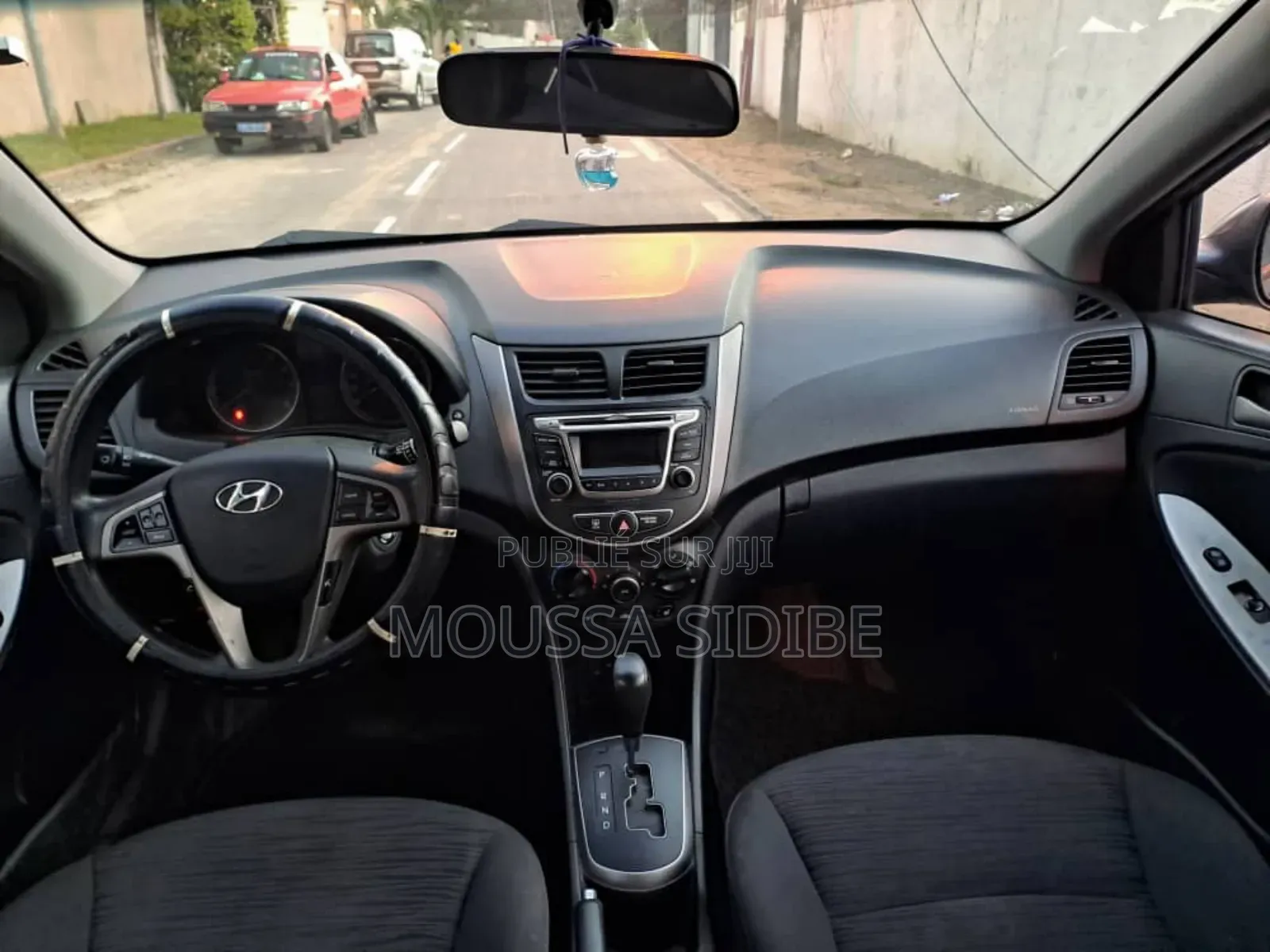 Hyundai Accent 2017 Gris