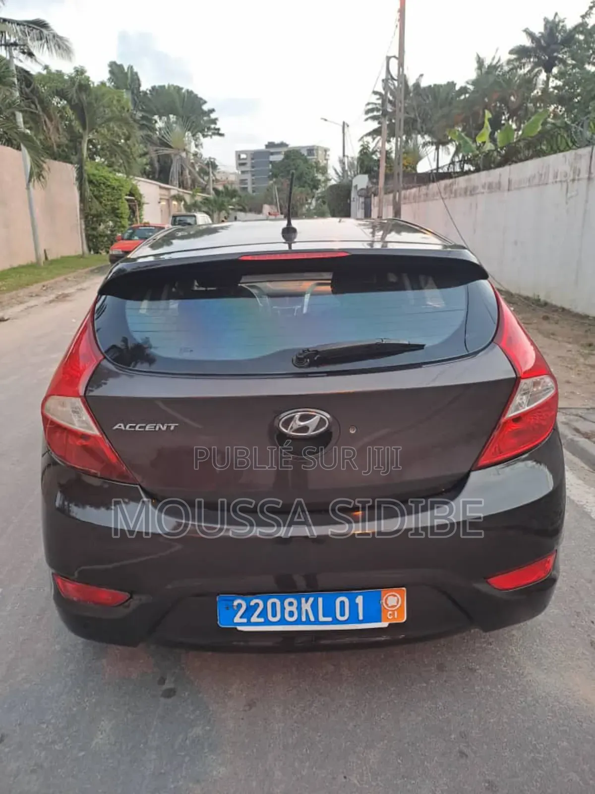 Hyundai Accent 2017 Gris