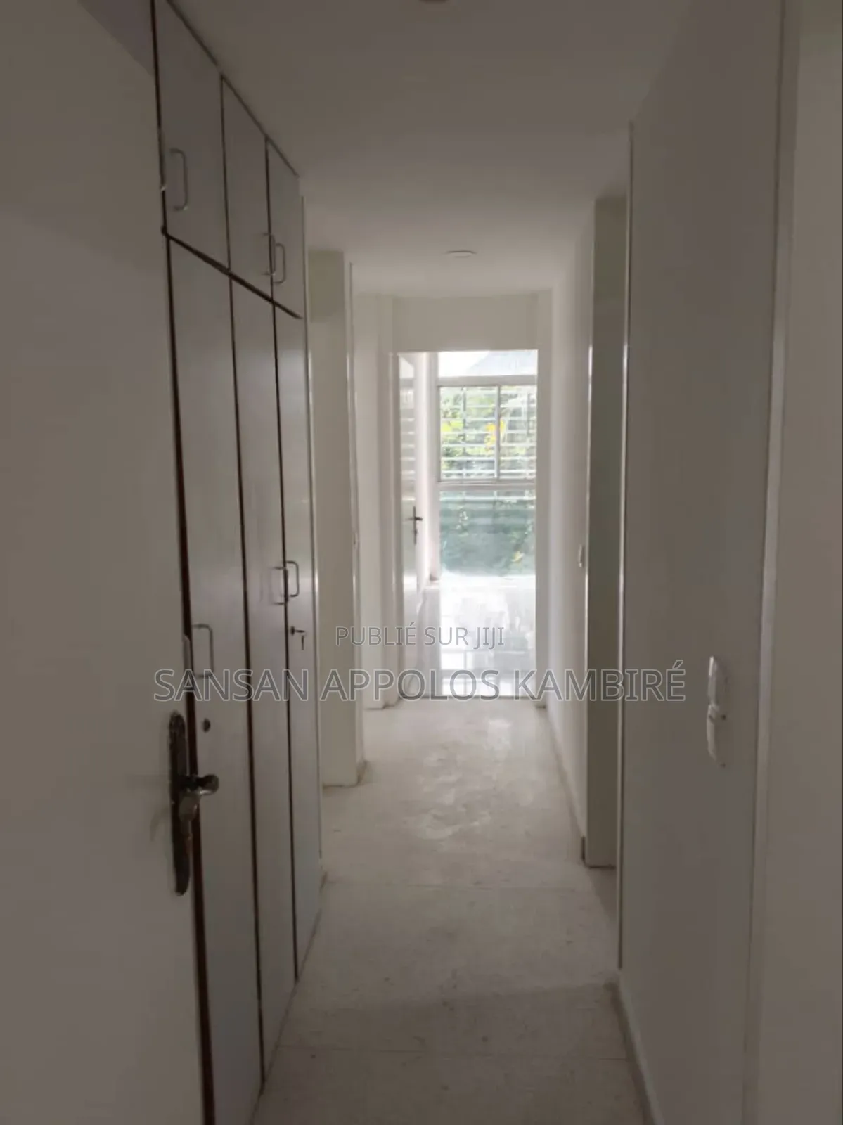4chbre Appartement dans Magnifique Appart De, Cocody à Louer