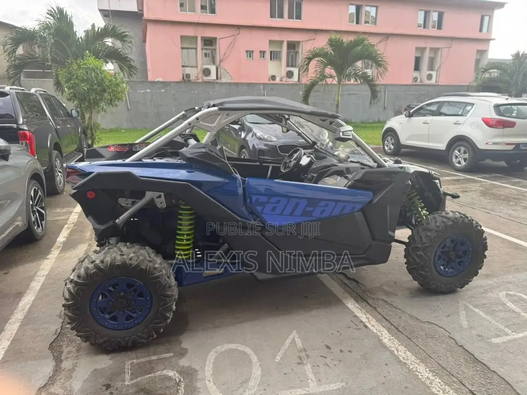 Can-Am Autre 2020 Bleu